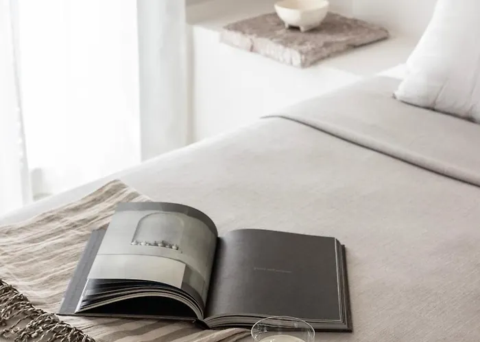 Om Living Milos Apartman Pollónia