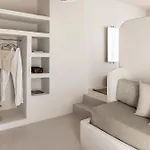 Om Living Milos