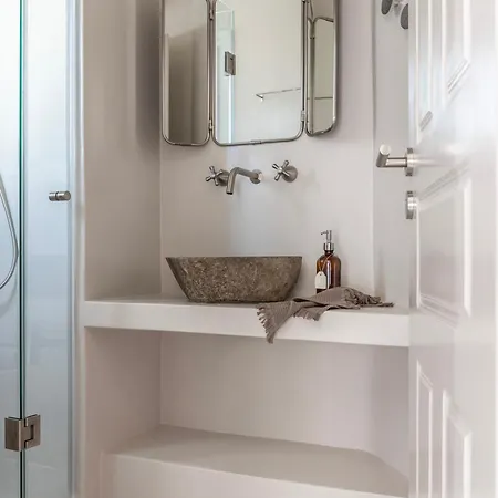 Apartament Om Living Milos Pollonia