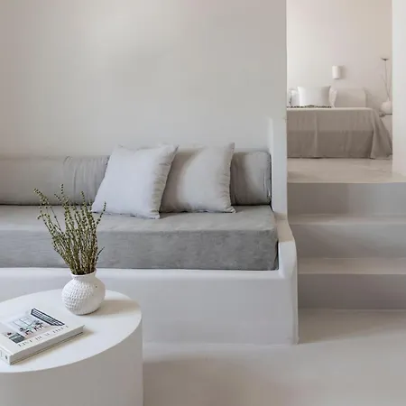 Om Living Milos 公寓