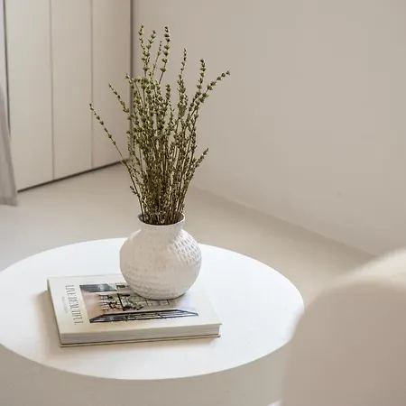 Apartman Om Living Milos Pollónia