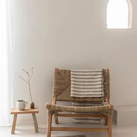 Om Living Milos Pollonia