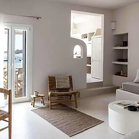 Om Living Milos Pollonia