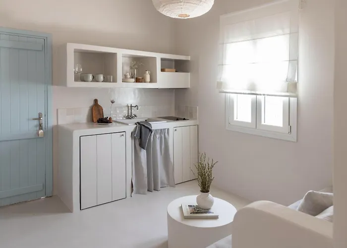 Om Living Milos Appartement Pollonia